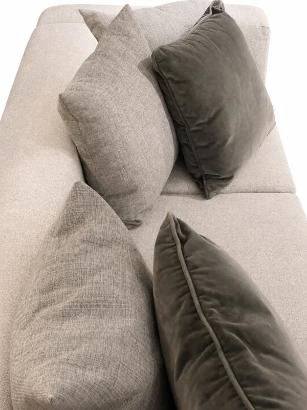 sofa_beige_cojines_web Sofá GINEBRA