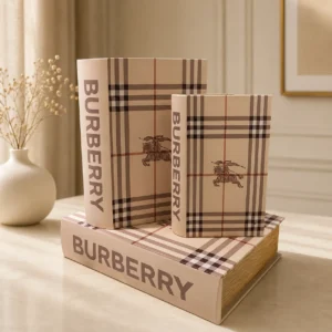 Libros decorativos Burberry