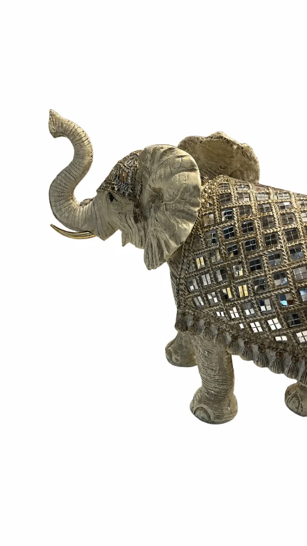elefante_plateado_fondo_blanco_optimizado Elefante Saanvi