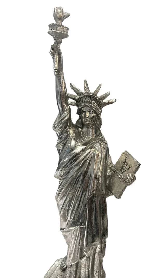 estatua_libertad_sin_base_web (1) Estatua de la Libertad